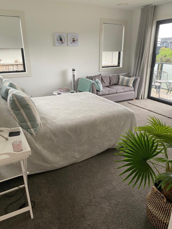 Apartment Views On Victory *
